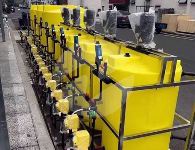 一体化加药装置